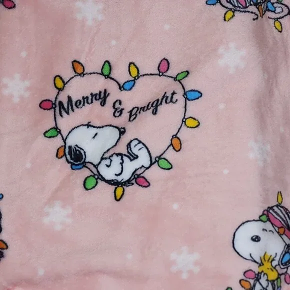 Peanuts Snoopy Extra Long Pet Throw Blanket By Berkshire 60"X70" Merry & Bright - Picture 5 of 10